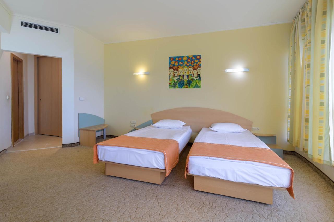 Atlas Hotel Goldstrand Exterior foto